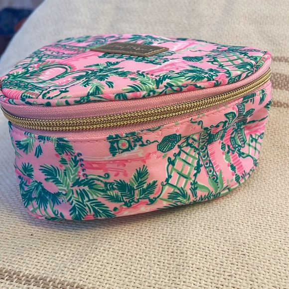 NWOT Lilly Pulitzer Cosmetic Bag - Picture 2 of 5